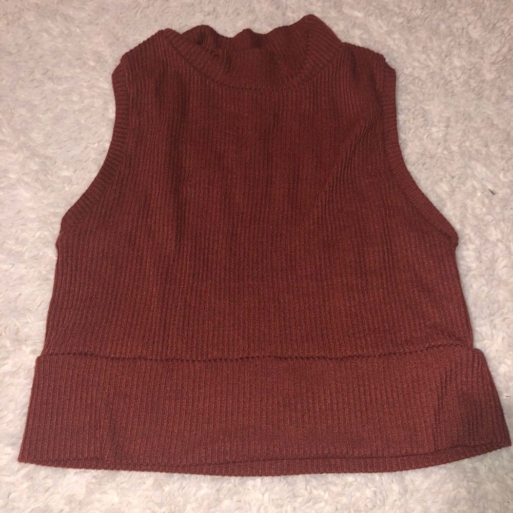 Foreign exchange crop top